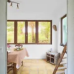 펜션 Maison La Plaine, En Perigord *